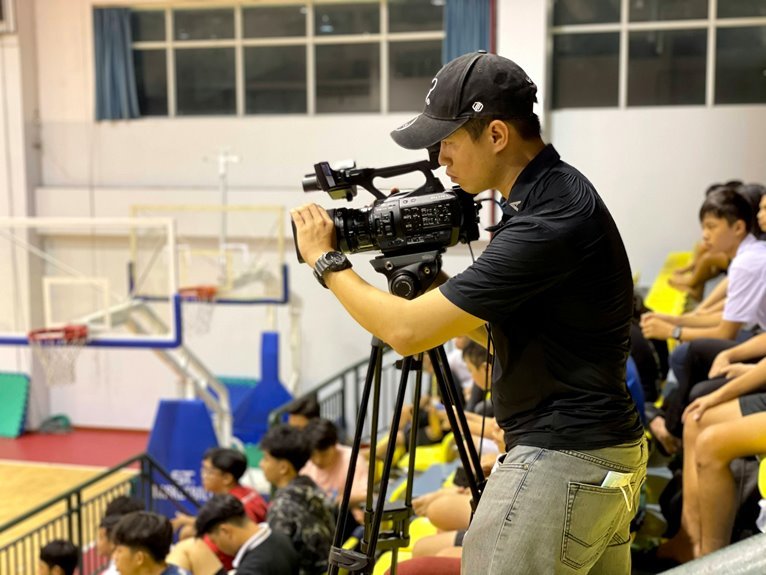 event coverage update briefing